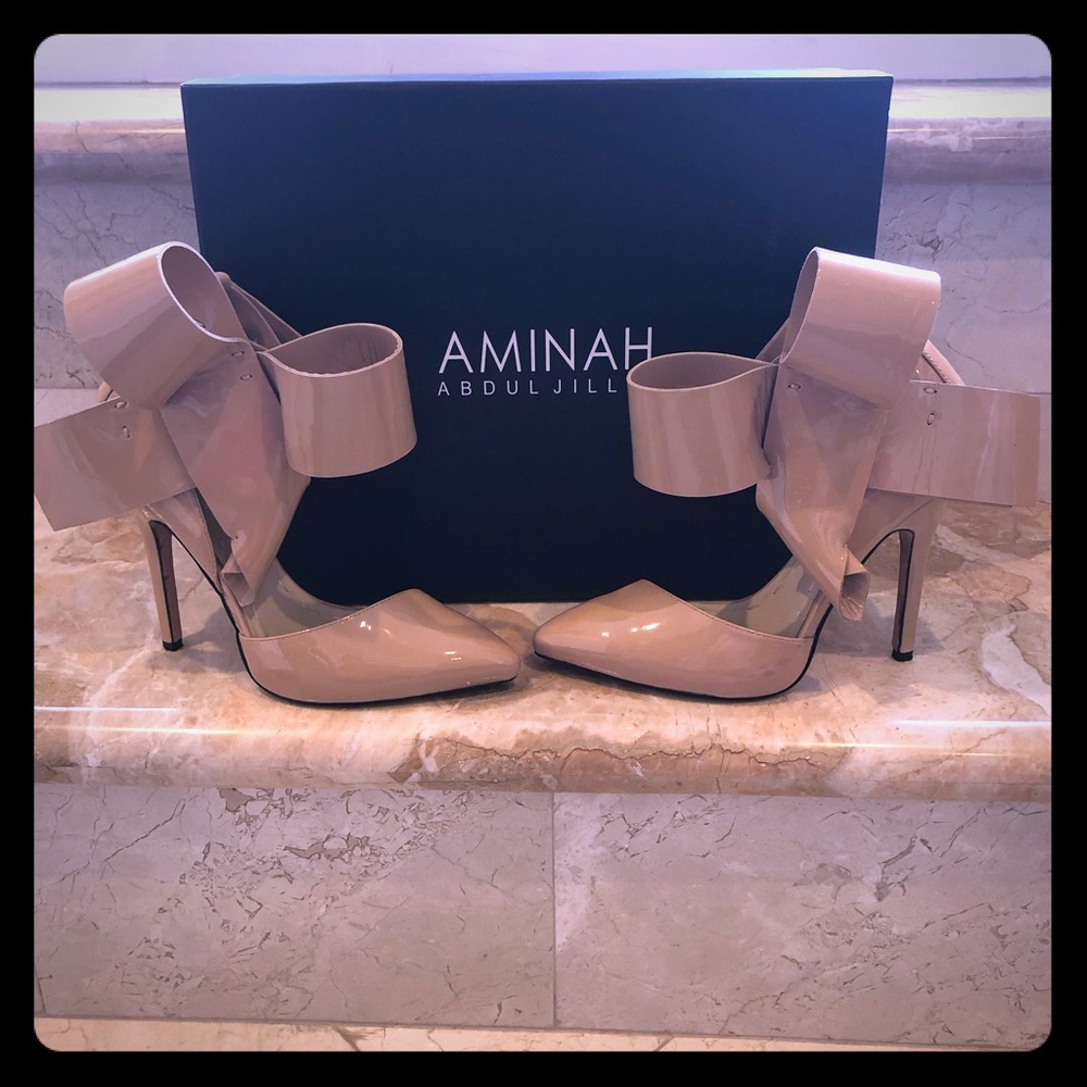 Aminah Jillil Pumps